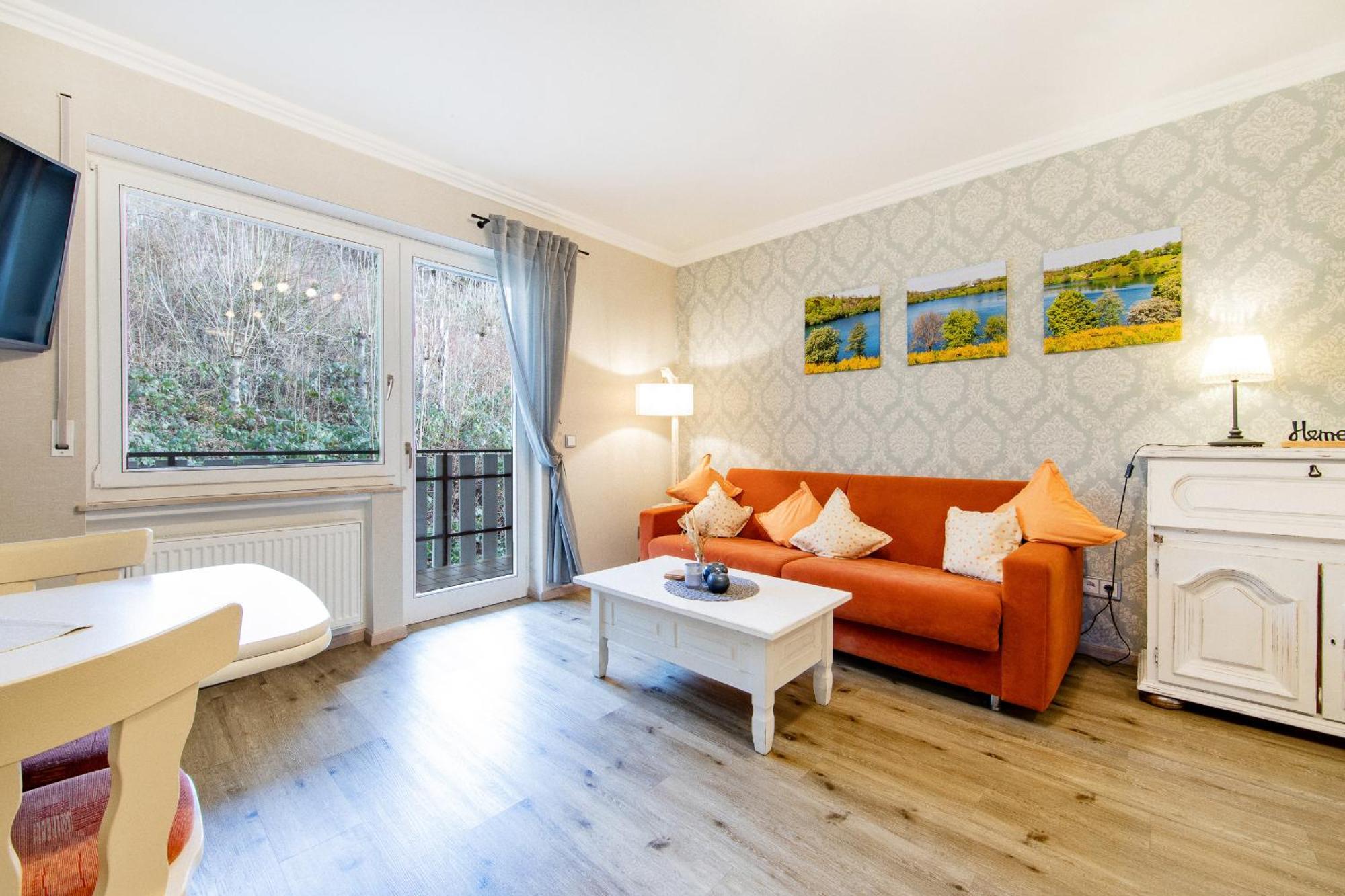 Landgasthaus Zum Kreuzberg Schonbach  المظهر الخارجي الصورة