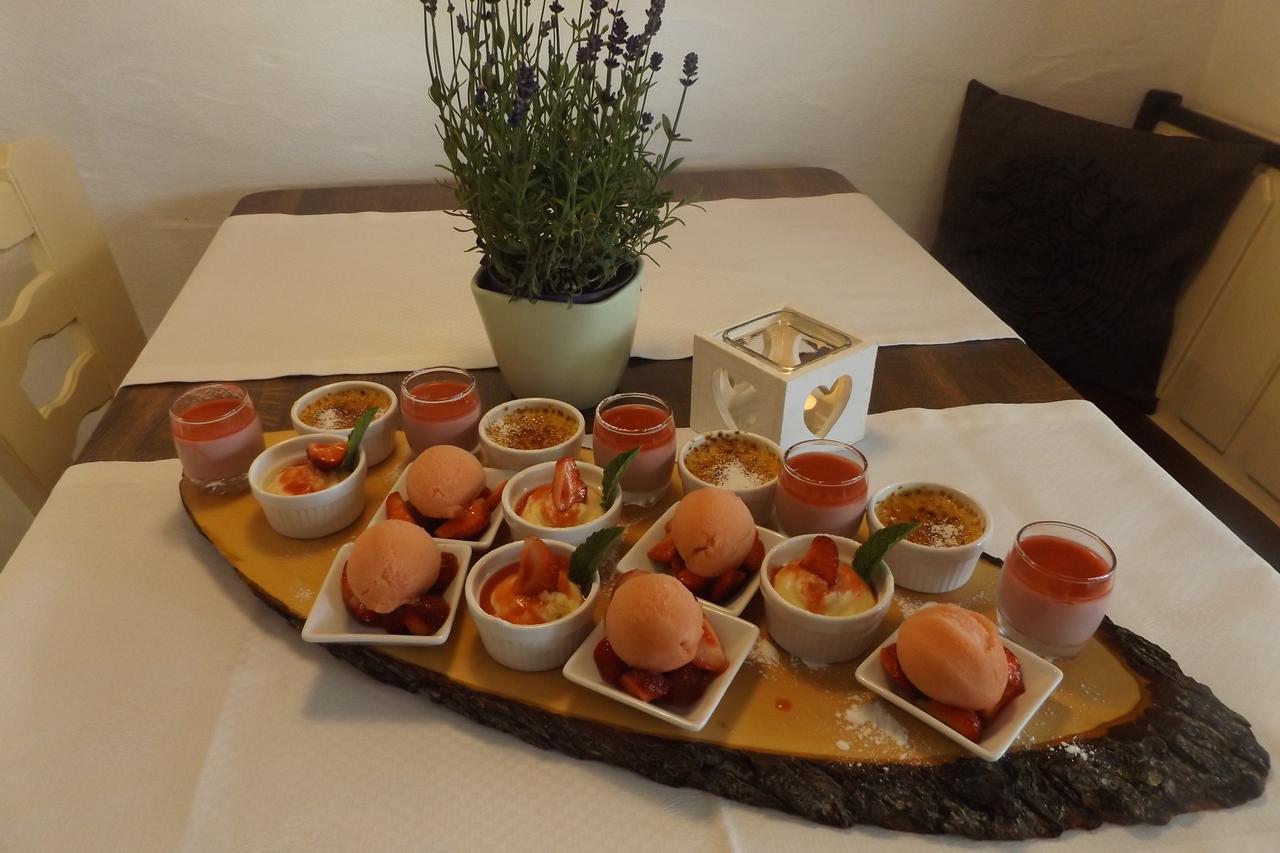 Landgasthaus Zum Kreuzberg Schonbach  المظهر الخارجي الصورة